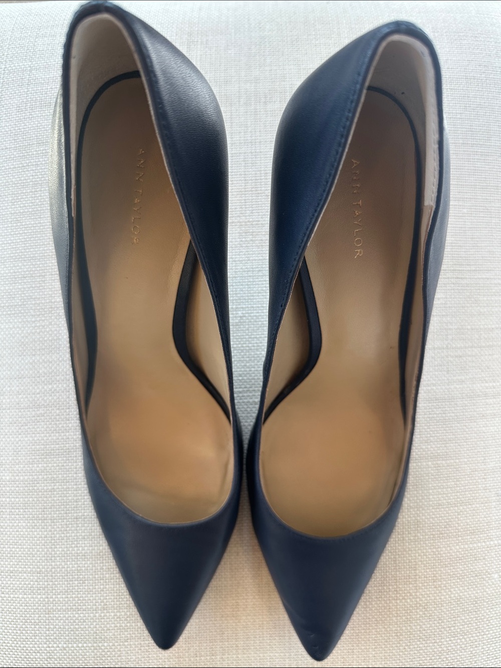 Ann Taylor Navy Blue Leather Pointed Toe Pumps | Size 9.5M | Classic 3.5" heel - Picture 5 of 8